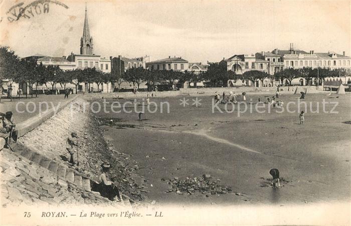 Royan 17 La plage vers l'Eglise