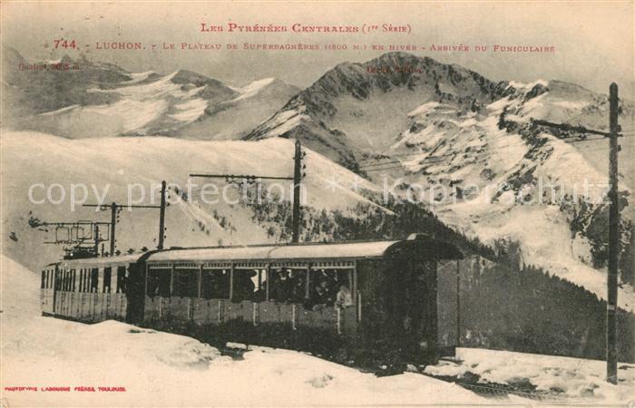 Luchon Haute-Garonne Plateau de Superbagnères en hiver Funiculaire