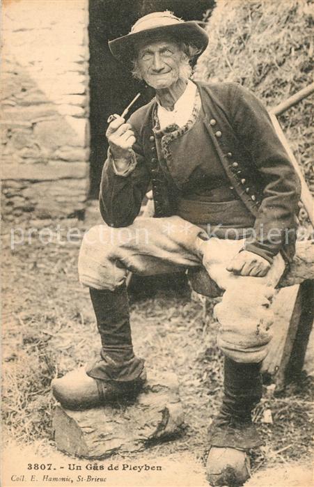 Pleyben Un Gâs de Pleyben vieil homme