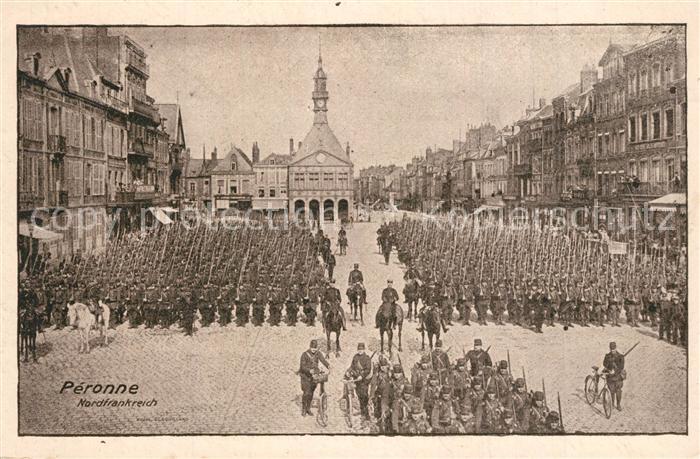 Peronne 80 Somme Militaerischer Aufmarsch