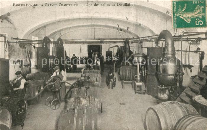 La Grande-Chartreuse Une des salles de Distillation