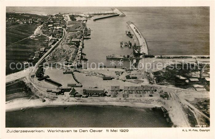 Den Oever Zuiderzeewerken Werkhaven te Den Oever Mai 1929