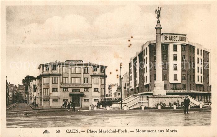 Caen Place Marechal Foch Monument aux Morts
