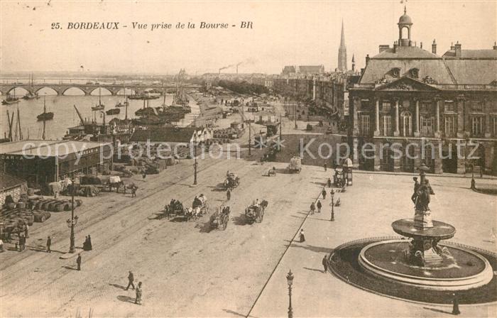 Bordeaux Vue prise de la Bourse