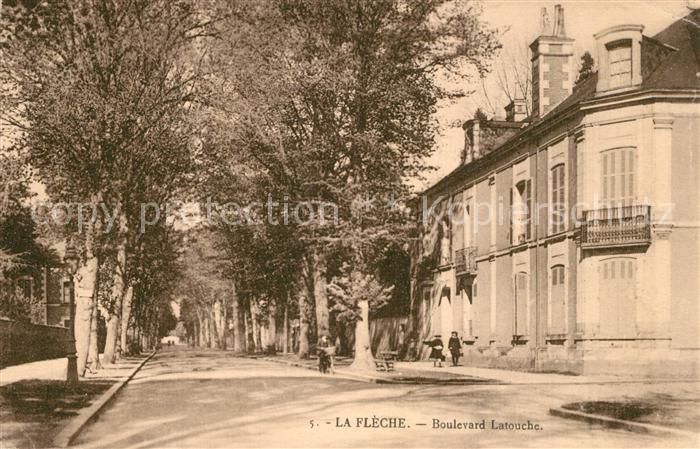 La Fleche Boulevard Latouche