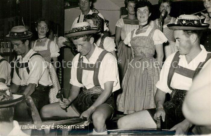 Kitzbuehel Tirol Cafe Praxmair Hausmusik Trachten Tradit