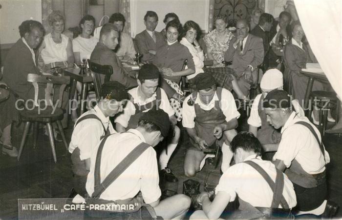 Kitzbuehel Tirol Cafe Praxmair Hausmusik Trachten Tradition