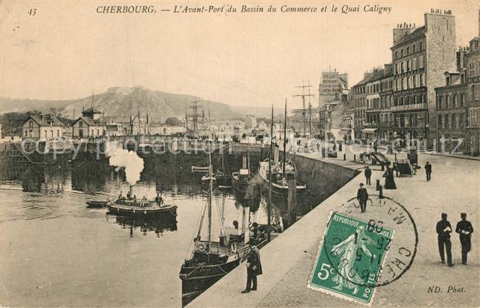 Cherbourg Avant Port du Bassin du Commerce et le Quai Caligny