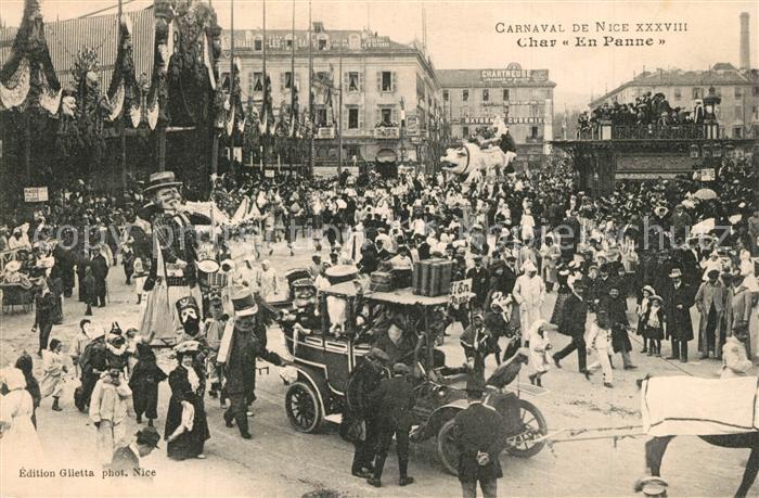 Nice Alpes Maritimes Carnaval Char En Panne
