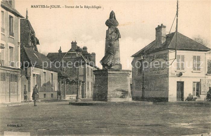 Mantes-la-Jolie Statue de la Republique