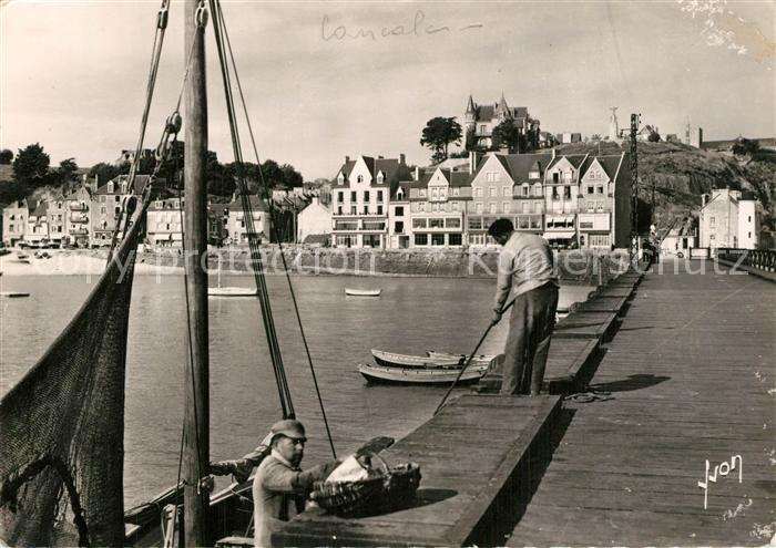 Cancale La jetee de la Houlequai Gambetta