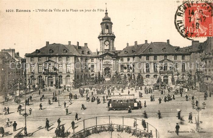 Rennes Ille-et-Vilaine Hotel de Ville Place Jour de Fete