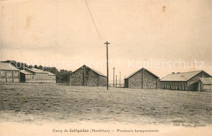 Coetquidan Camp Plusieurs baraquements