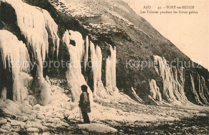 Port-en-Bessin Falaises pendant les fortes gelees