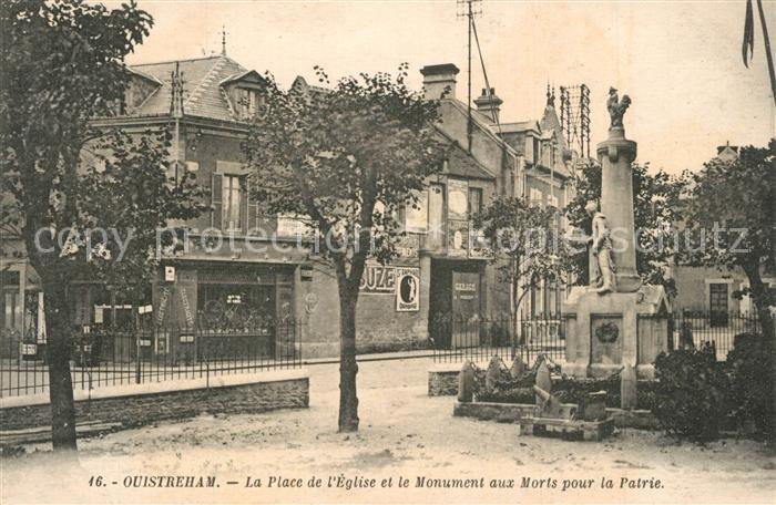 Ouistreham Place de l'Eglise Monument aux Morts po