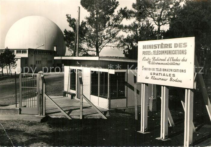 Pleumeur-Bodou Station de Television spatiale Radome