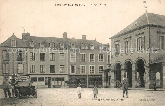 Fresnay-sur-Sarthe Place Thiers