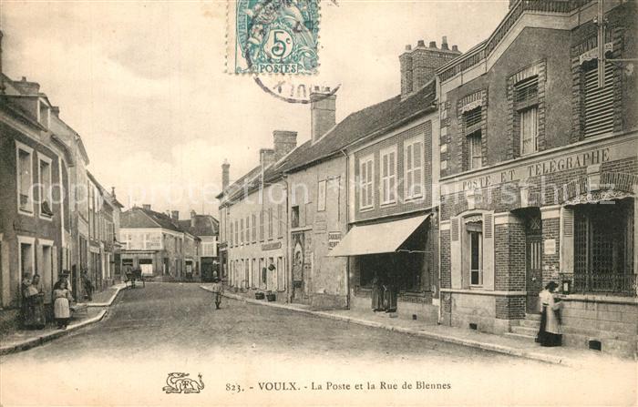 Voulx Poste et Rue de Blennes