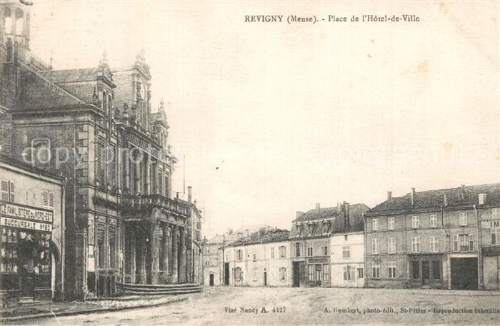 Revigny-aux-Vaches Place de l’Hotel de Ville