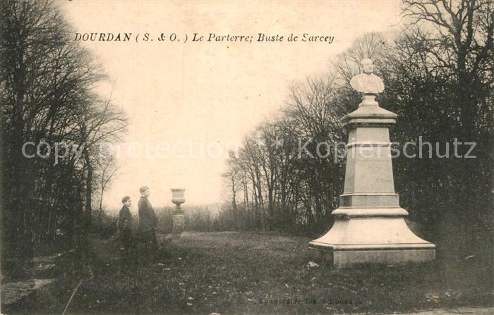 Dourdan Le Parterre Buste de Sarcey