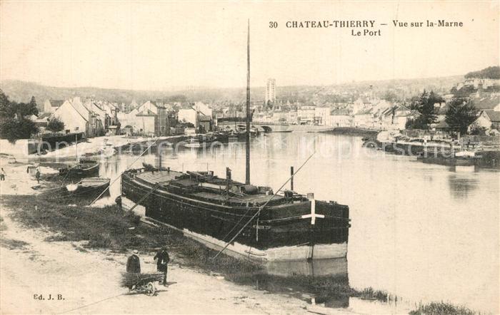 Chateau-Thierry Vue sur la Marne Le Port
