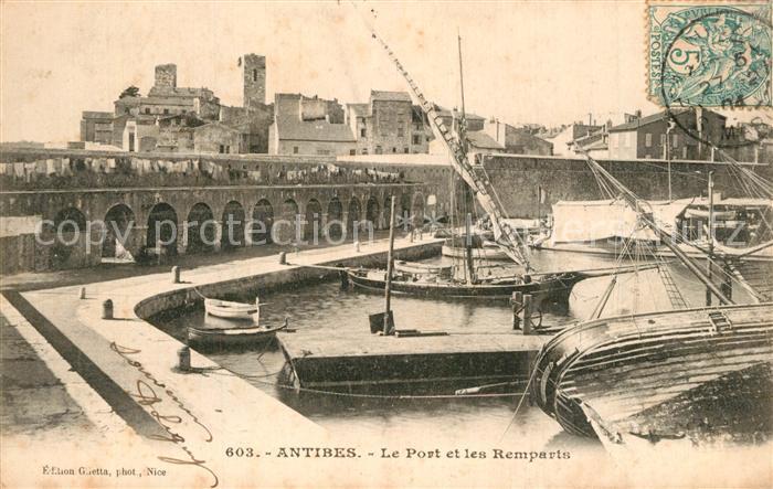 Antibes Alpes Maritimes Le Port et les Remparts