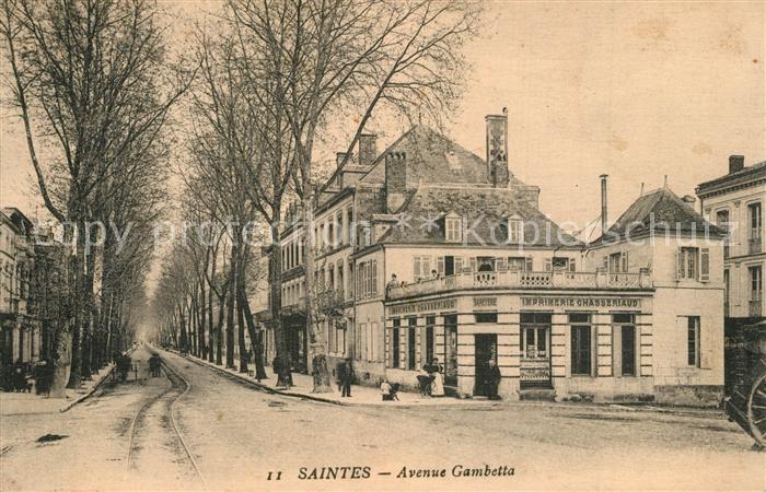Saintes Charente-Maritime Avenue Gambetta