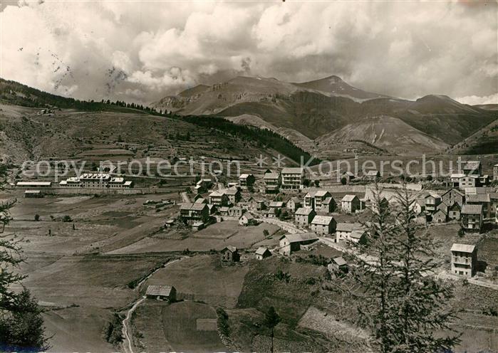 Beuil Vue generale et les Casernes