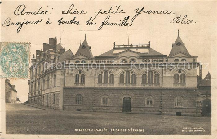 Beaufort-en-Vallee 49 La Caisse d Epargne