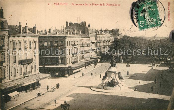 Valence d Agen Place de la Republique