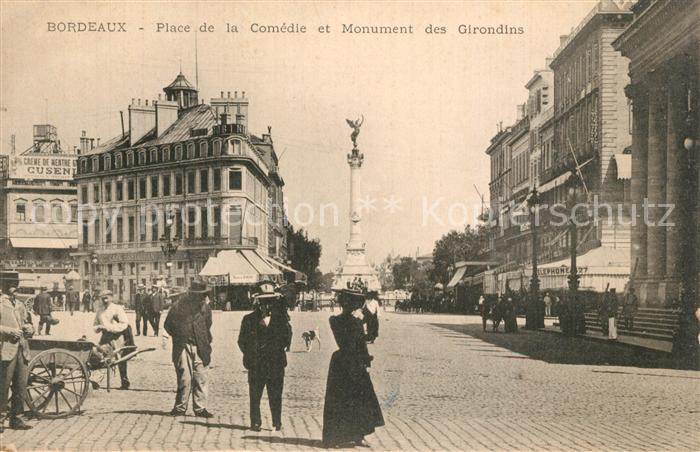 Bordeaux Place de la Comedie et Monument des Girondins