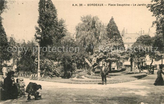 Bordeaux Place Dauphine Le Jardin