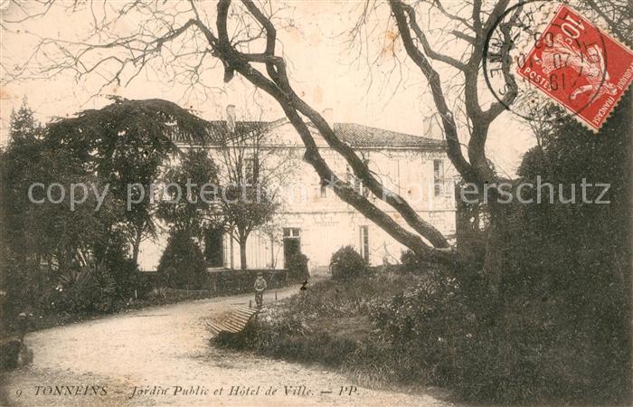 Tonneins Jardin Public et Hotel de Ville
