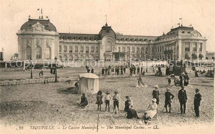 Trouville-sur-Mer Casino  Strand