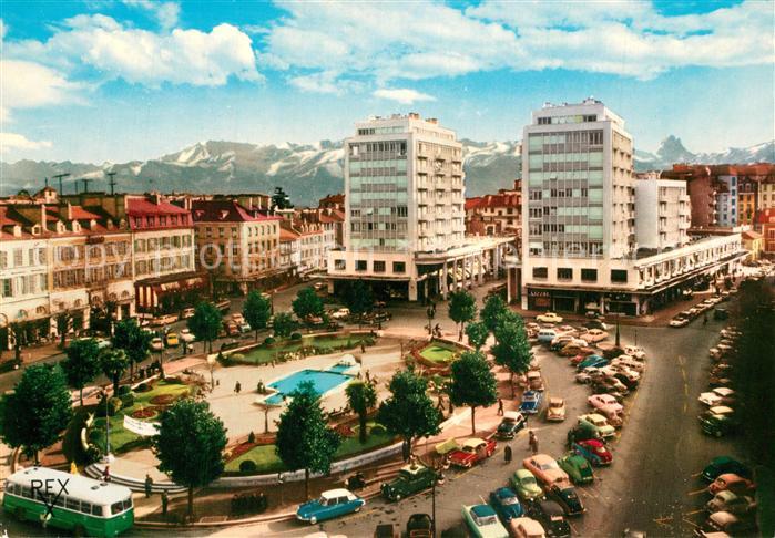 Pau 64 La Place Clemenceau et les Pyrenees
