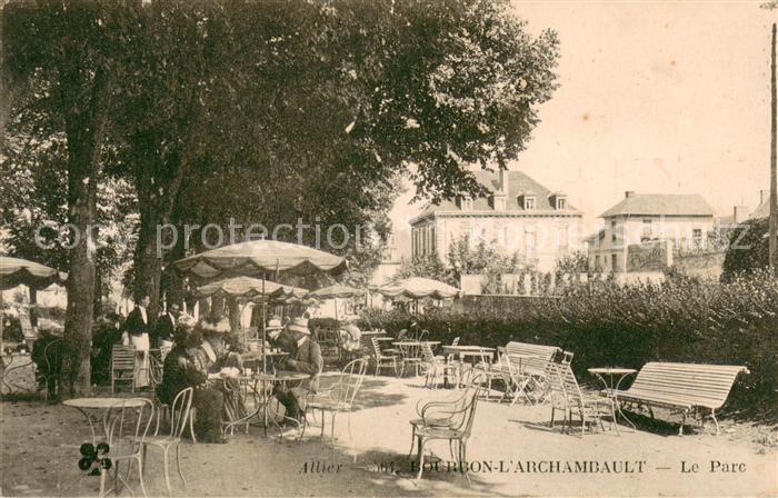 Bourbon-l Archambault Parc Terrasse du Restaurant