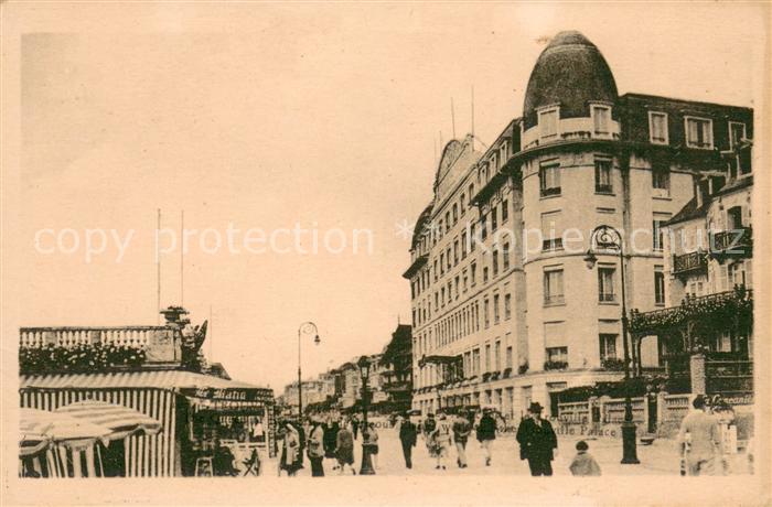 Trouville-sur-Mer Les Planches et le Trouville Palace Hôtel Reine des Plages