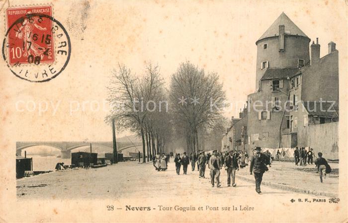 Nevers 58 Tour Goguin et Pont sur la Loire
