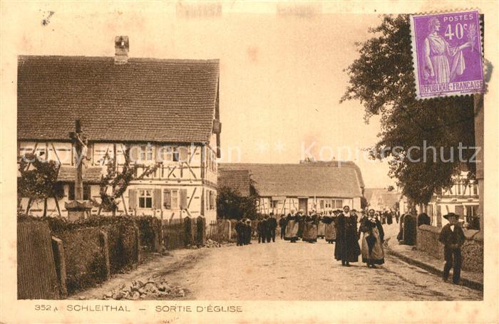 Schleithal Sortie d Eglise