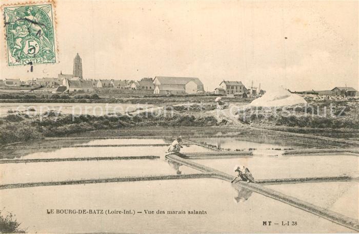 Le Bourg-de-Batz Vue des marais salants
