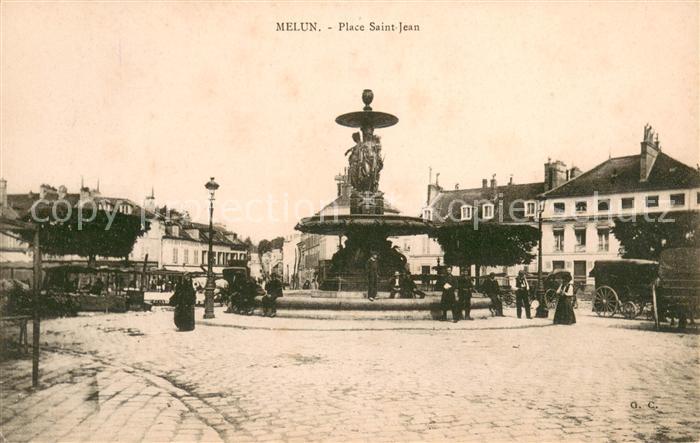 Melun Seine et Marne Place Saint Jean Fontaine