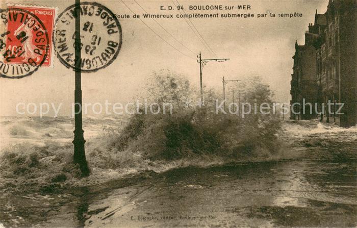 Boulogne-sur-Mer Route de Wimereux complètement submergée par la tempête