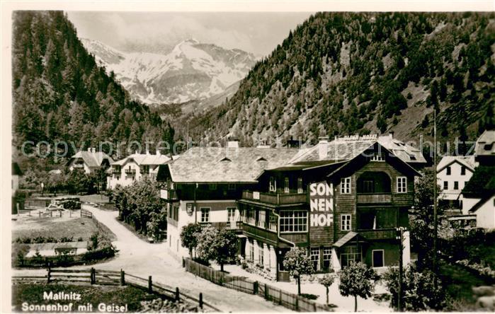 Mallnitz Kaernten Hotel Sonnenhof mit Geiselspitze Alpen
