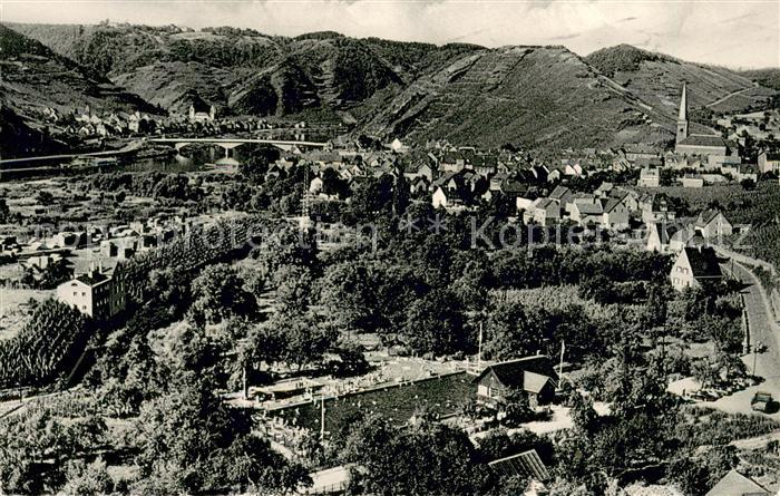 Treis-Karden Gesamtansicht mit Schwimmbad