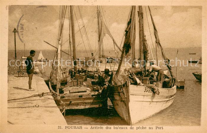 Fouras Charente-Maritime Arrivée des bateaux de pêche au port