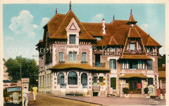Blonville-sur-Mer Hôtel de Ville et la Poste