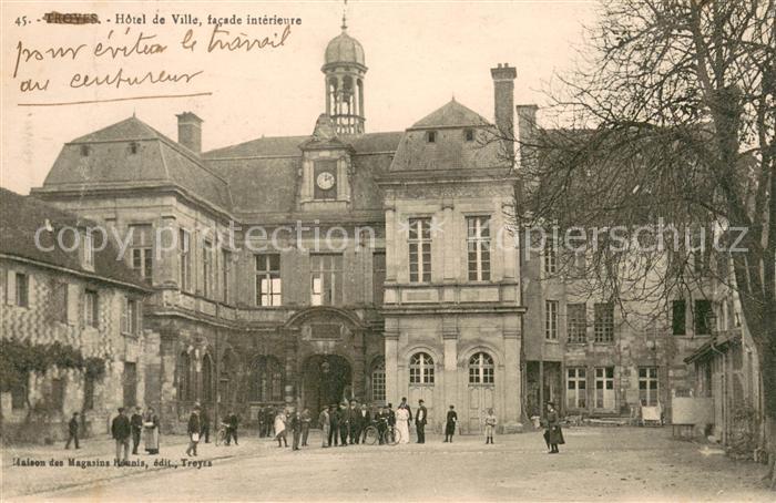 Troyes Aube Hôtel de Ville facade intérieure