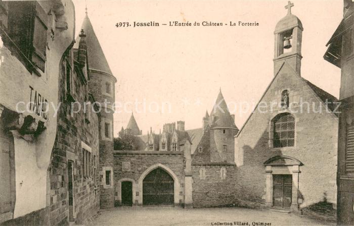 Josselin Entree du Chateau La Porterie