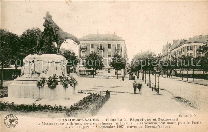 Chalon-sur-Saone Place de la Republique et Boulevard Le Monument de la defense