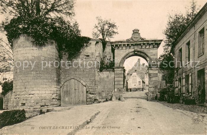 Coucy Ardennes Le Chateau La Porte de Chauny
